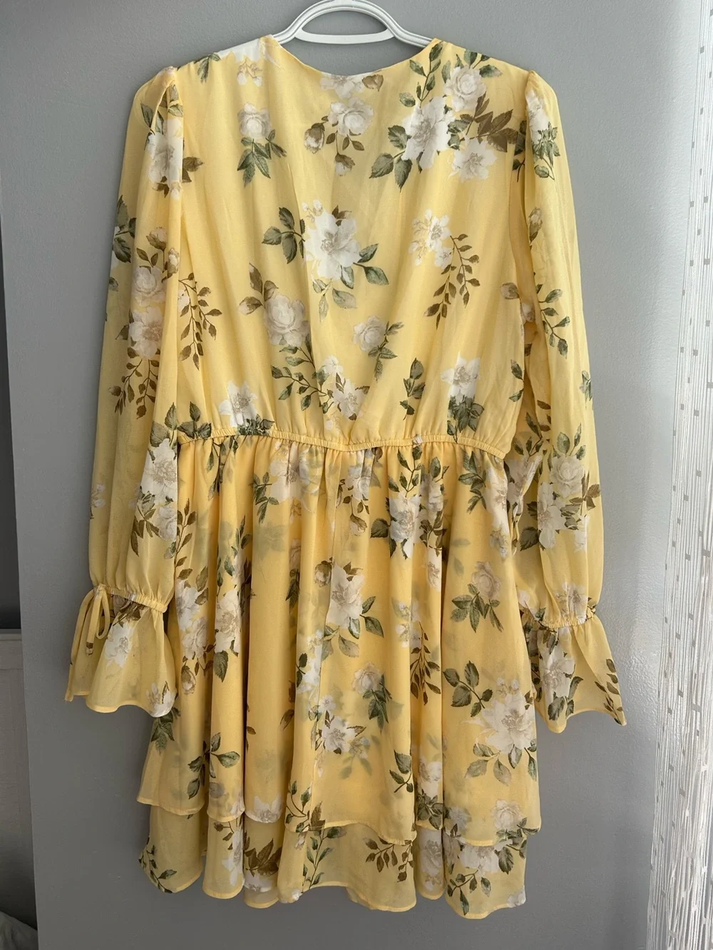 Suzy Yellow Floral Ruffle V-Neck Dress - Picture 7 of 12
